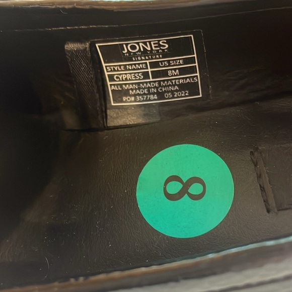 Jones New York barely worn mochacine heels - Picture 4 of 5